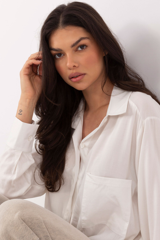 Bílé košile