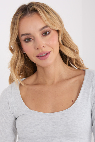 Světle šedá halenka