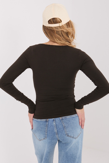 Tmavě hnědá halenka