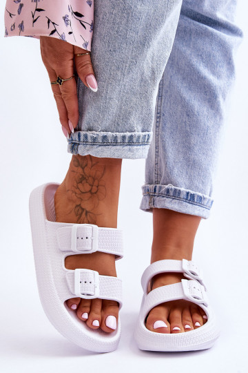 Lehké pantofle s pruhy bílé Sharmen 2