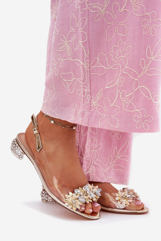  Žabky na nízkém podpatku  D&A MR51-709 zlaté barvy