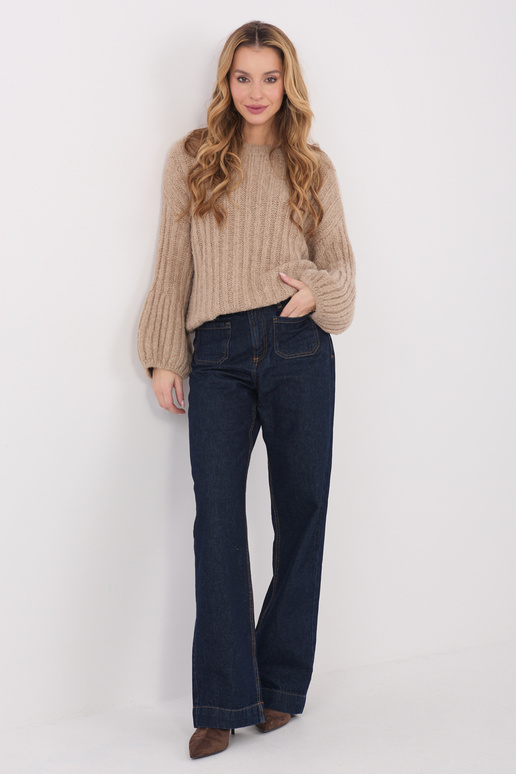 Svetr tmavě píseňové barvy