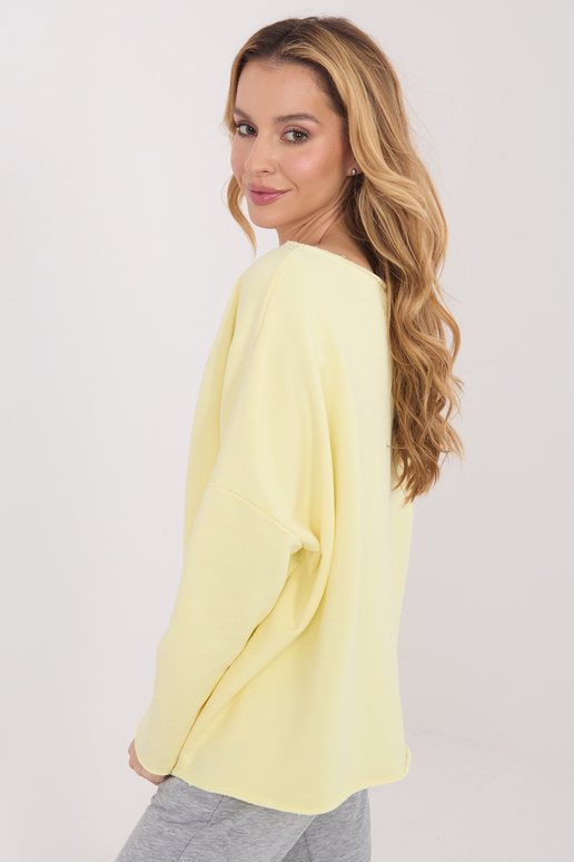 Světle žluté IT tričko BZ