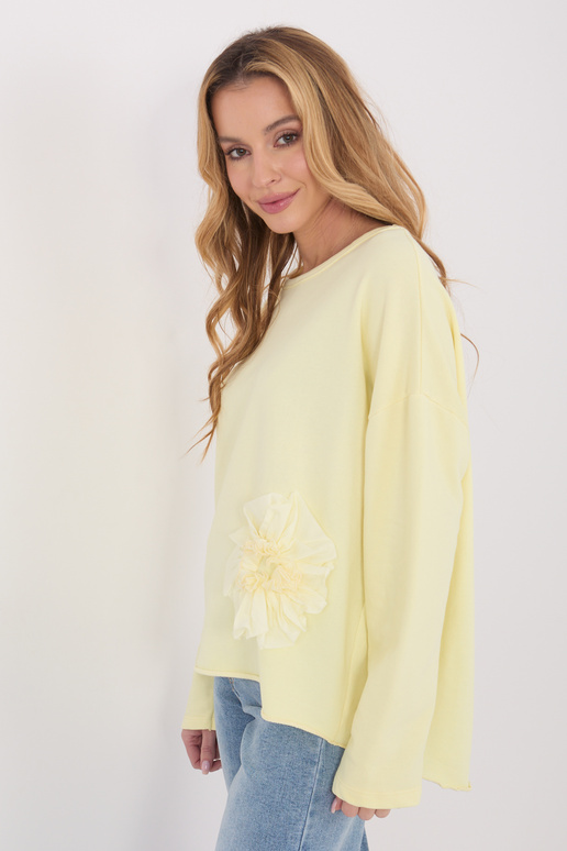 Halenka světle žlutá