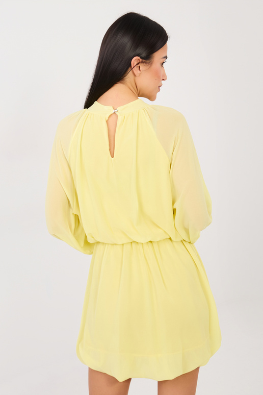 Šaty světle žluté