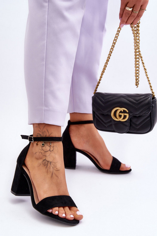 ze semiše sandály s podpatky Černé Madame