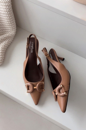 Dámské sandály s tenkými podpatky  Detalem hnědá Brienne 2