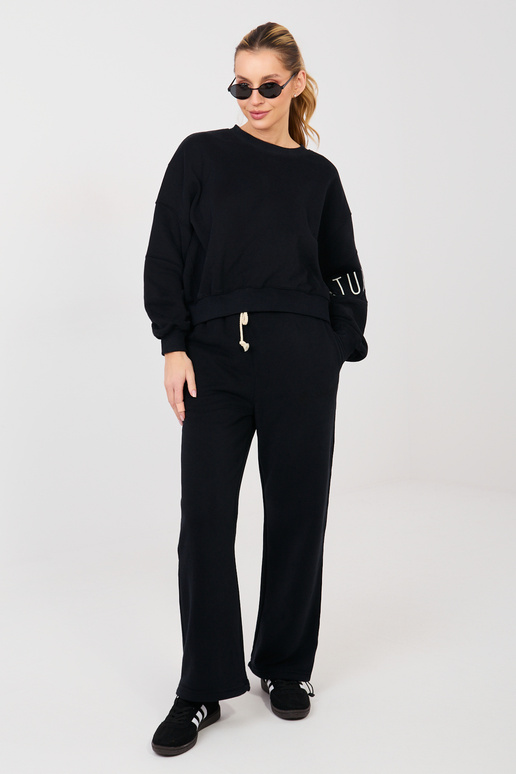 Modrý svetr s zipem černý