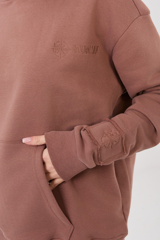 Hnědá blůza s zipem