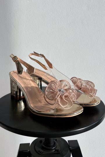 Žabky s podpatky s ornamenty D&A MR52-238 zlaté barvy