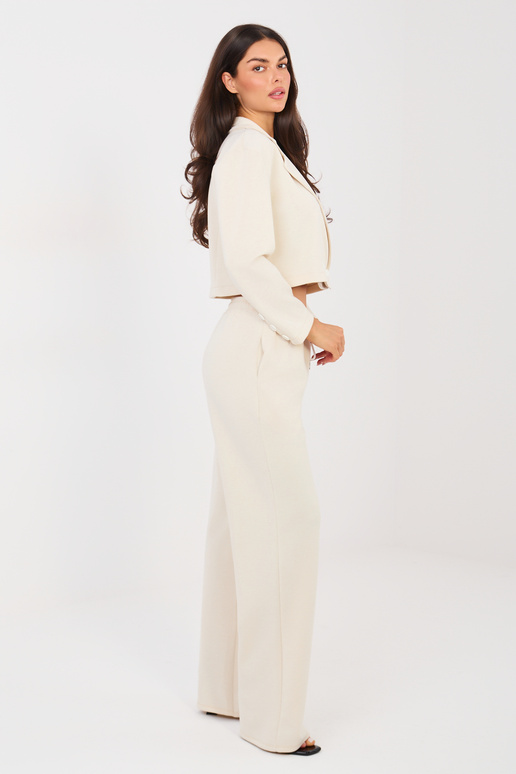 Světle pískový komplet