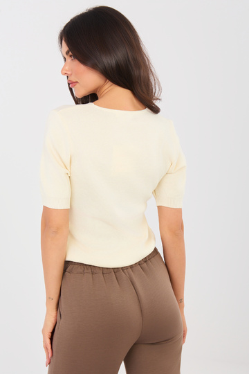 Svetřík světle pískový 2