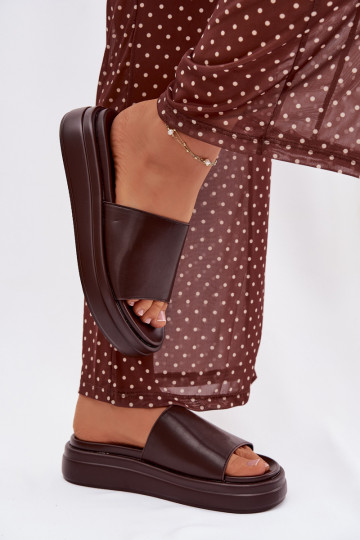 Dámské pantofle s platformou Czekoladowe Tanelisse