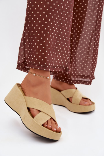 Dámské pantofle  Z z eko semišeu Žluté Calorine 2