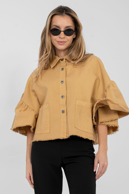 Bunda barvy velbloudí srsti