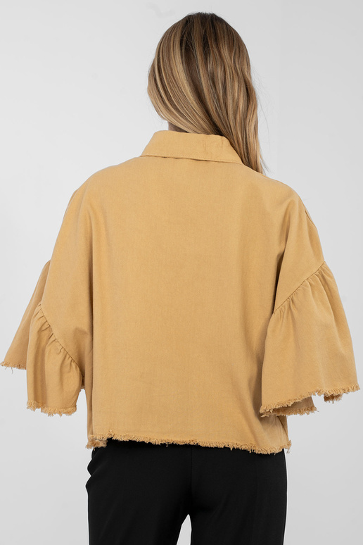 Bunda barvy velbloudí srsti