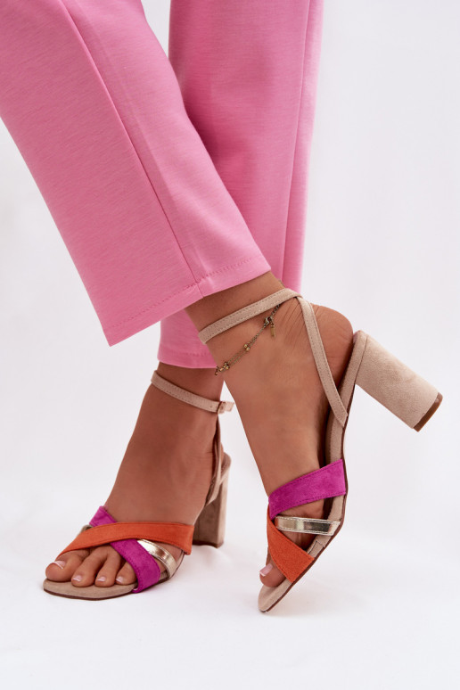 Dámské sandály na vysokém podpatku s pruhy z eko semišeowe béžové Karilora