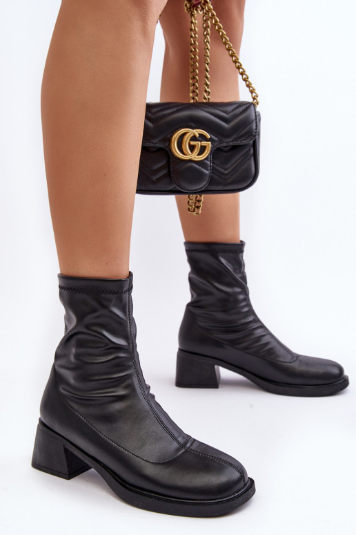 Dámské podpatky na nízkém podpatku Černé Aphroteia