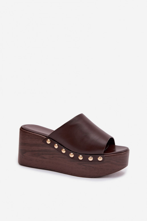 Dámské pantofle  a platformou Ze zlaté barvymi  Czekoladowe Farinelle