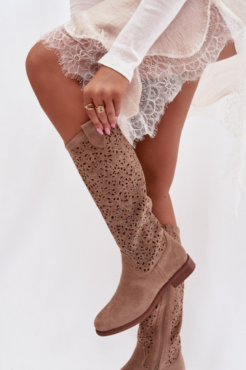 s ažurovými prvky dámské dlouhé boty s širokými podpatky S.Barski HY61-8023 béžové 2