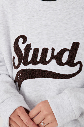 Světlý šedý svetr RV