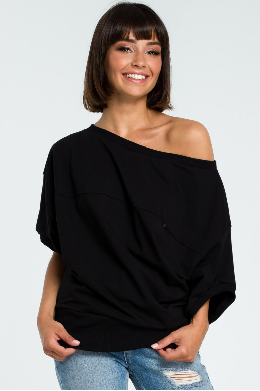 Černá oversized halenka s překládanými detaily