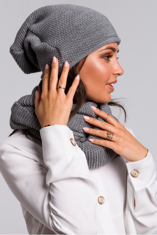Klobouk slouchy stylu