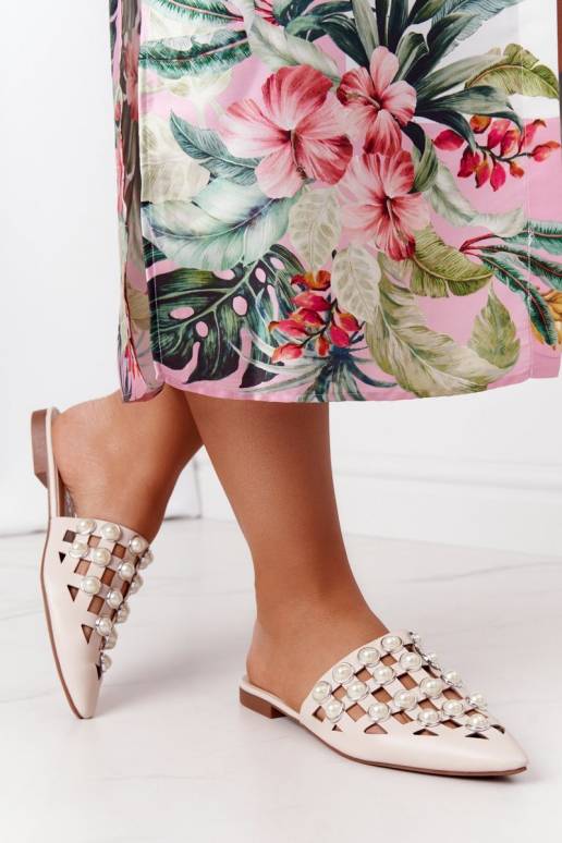 Plätud madala säärega I Perłami beeži... Plätud madala säärega I Perłami beeži...