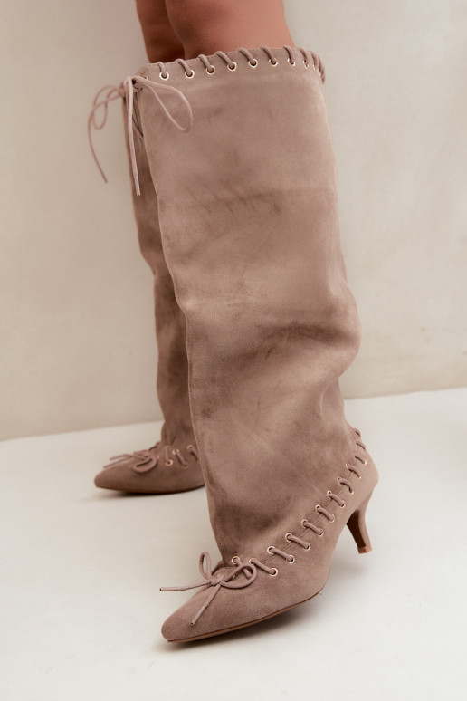 dlouhé boty Kitten Heel ze semiše  m béžové Juletta