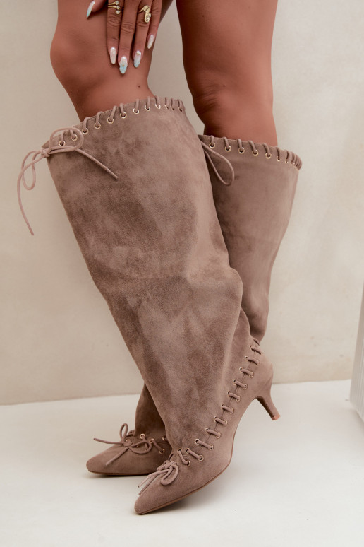 dlouhé boty Kitten Heel ze semiše  m béžové Juletta