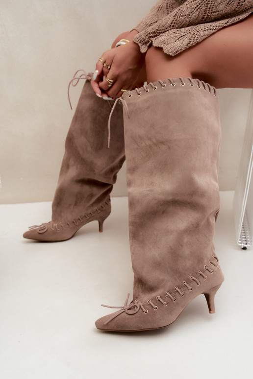 dlouhé boty Kitten Heel ze semiše  m béžové Juletta