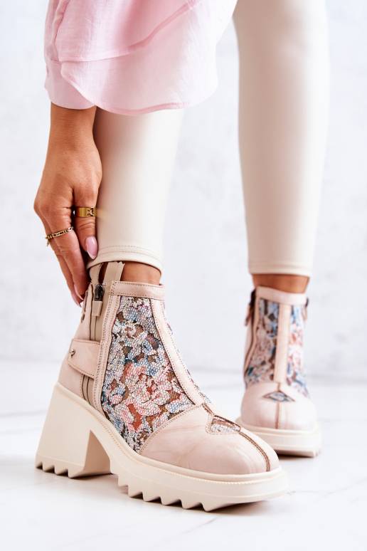 Naiste poolsaapad beeži värvi