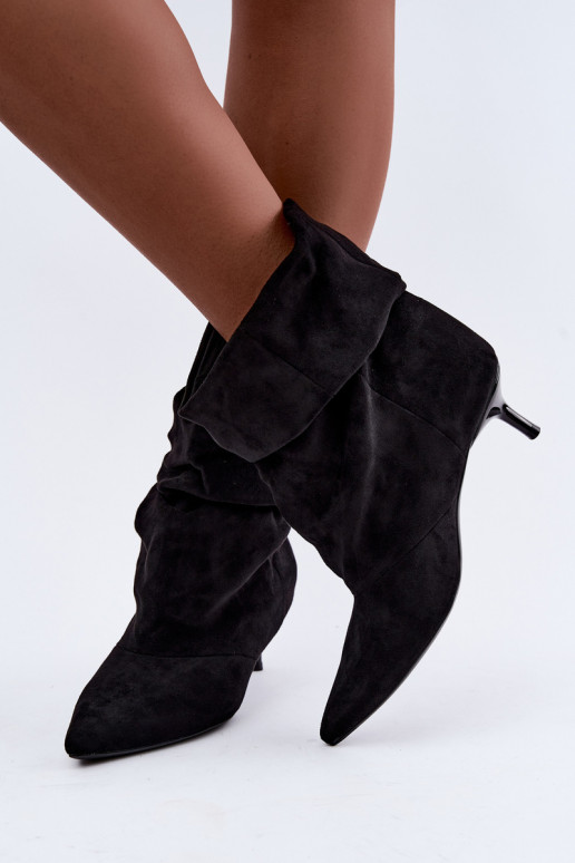 Slip-on vzor Dřeváky Typu Slouchy s podpatky Černé Loralia