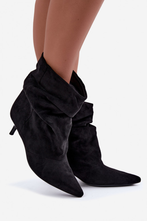 Slip-on vzor Dřeváky Typu Slouchy s podpatky Černé Loralia
