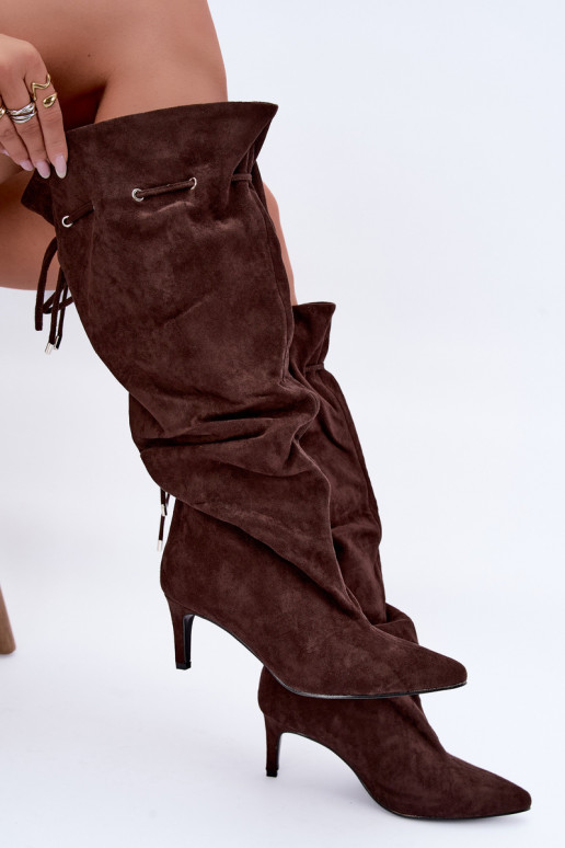 zateplené Slip-on vzor dlouhé boty Typu Slouchy s tenkými podpatky se stylovými detaily Czekoladowe Tivelle