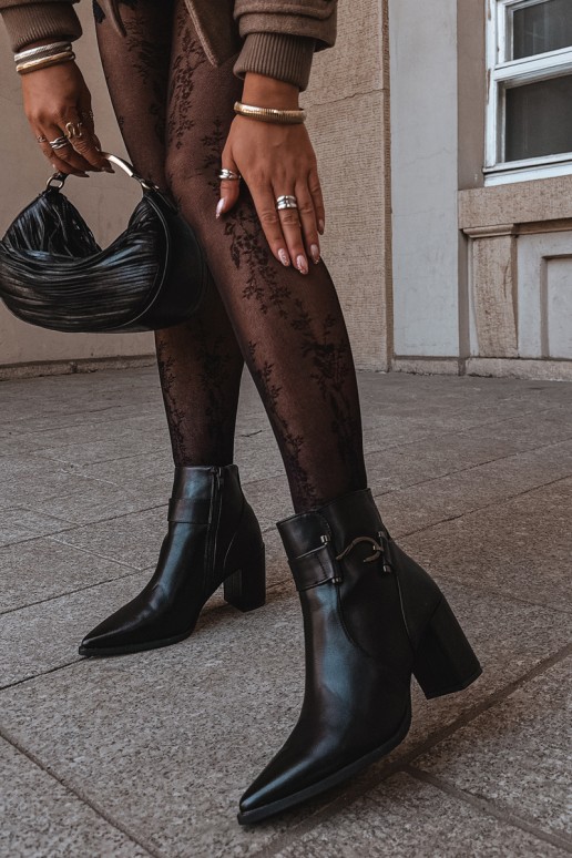 zateplené Dřeváky s podpatky s ornamenty Černé Isarae