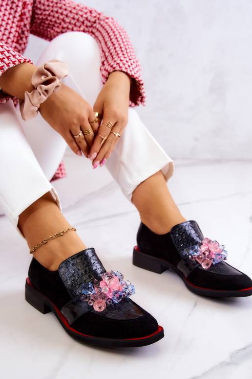 Seemisnakhsed jalatsid kaunistustega... Seemisnakhsed jalatsid kaunistustega...