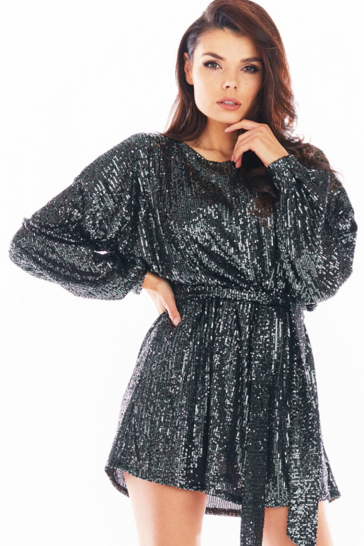 Krátké lesklé šaty z awamy