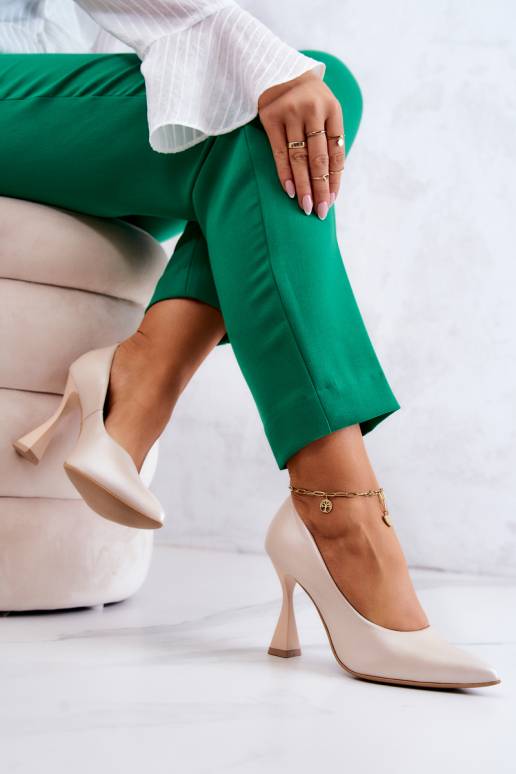 Moekad Kingad Shoes beeži värvi Moekad Kingad Shoes beeži värvi