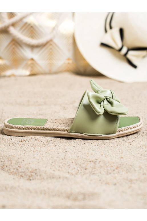 Šlepetės su kaspinais 