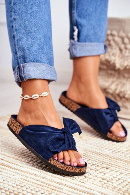 Plätud  tumesinist värvi Wendy