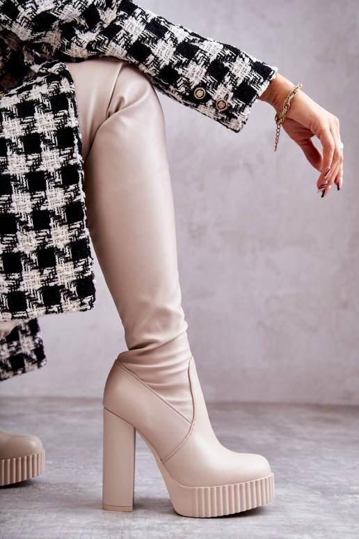 dlouhé kozačky na platformě v béžové...