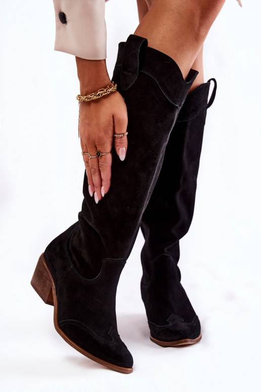 dlouhé černé kozačky na vysokém podpatku dlouhé černé kozačky na vysokém podpatku