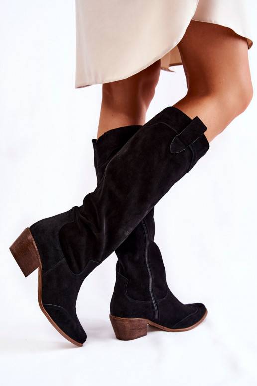 dlouhé černé kozačky na vysokém podpatku dlouhé černé kozačky na vysokém podpatku