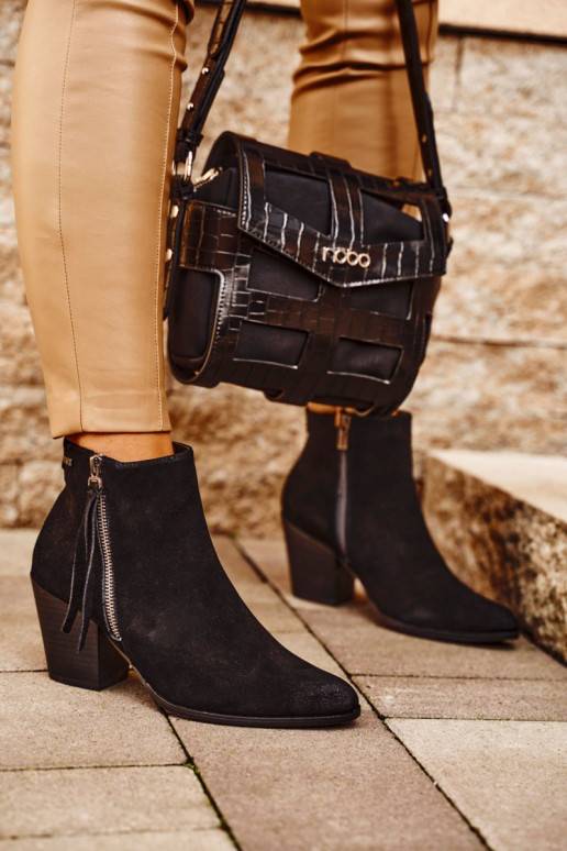 Černé kozačky na vysokém podpatku Big... Černé kozačky na vysokém podpatku Big...