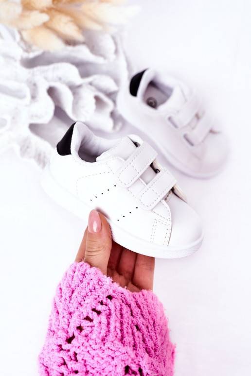 Dětské tenisky s nalepovacím... Dětské tenisky s nalepovacím...