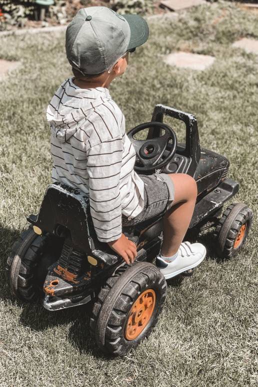 Dětské tenisky s nalepovacím... Dětské tenisky s nalepovacím...