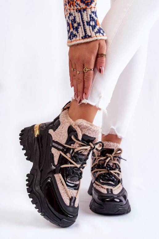 Černo-béžové zateplené sportovní boty... Černo-béžové zateplené sportovní boty...