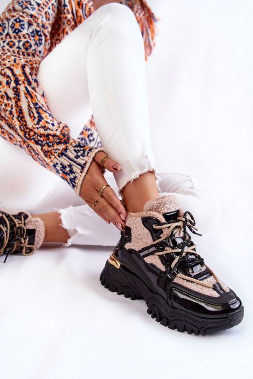 Černo-béžové zateplené sportovní boty... Černo-béžové zateplené sportovní boty...