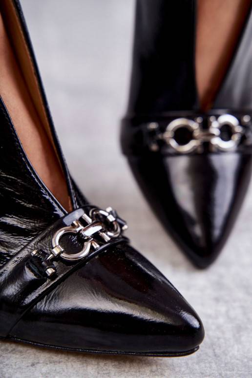 Kozačky na podpatku v černé barvě Kozačky na podpatku v černé barvě